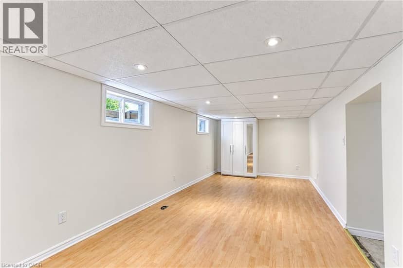 64 LOWREY Avenue S — photo 26 of 40