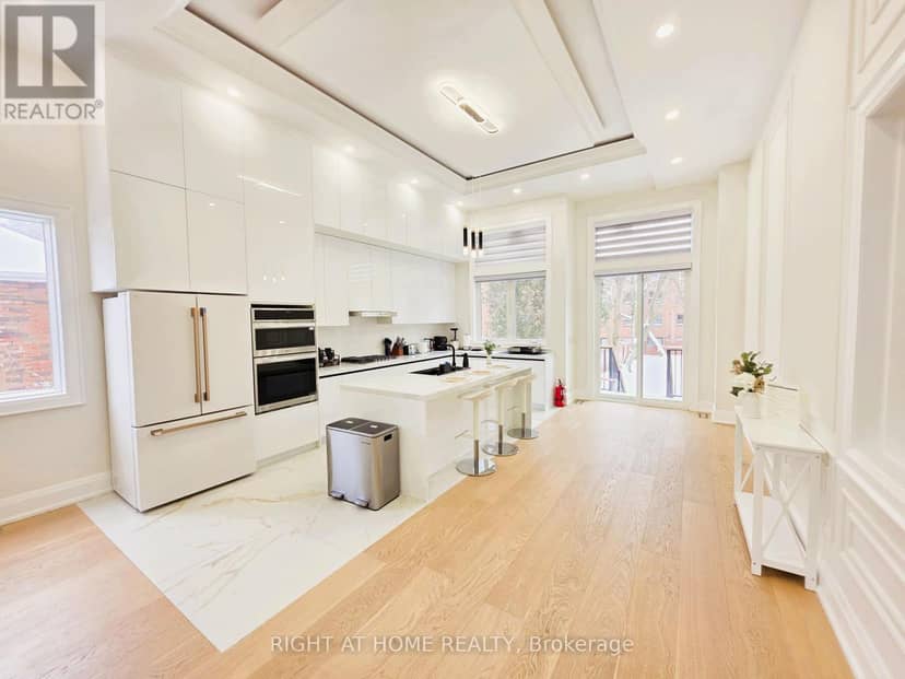 247 Ferris Road, Toronto, photo 2
