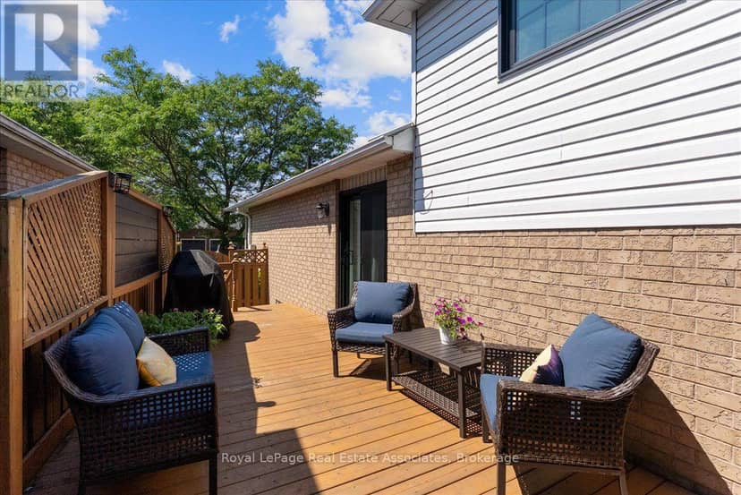 1464 Trowbridge Drive — photo 34 of 40