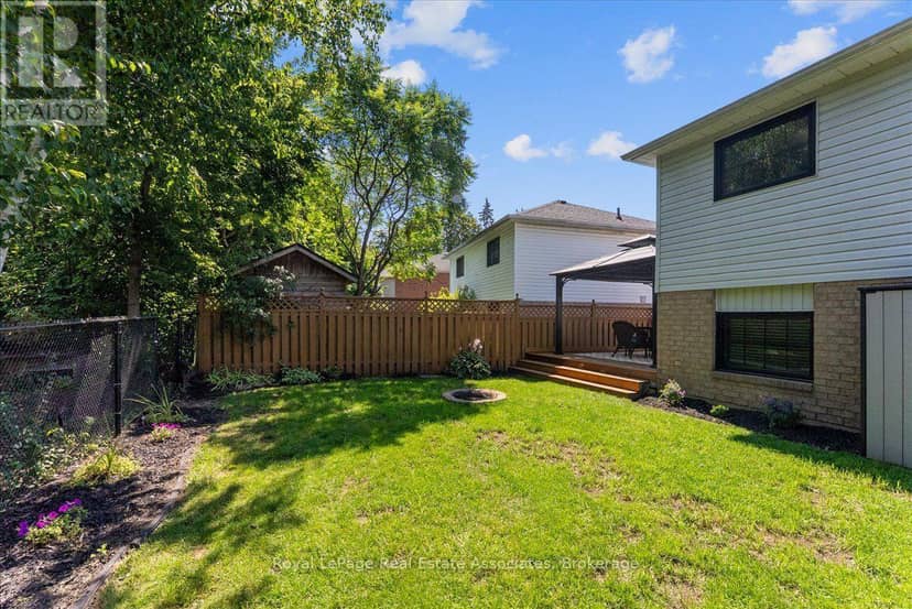1464 Trowbridge Drive — photo 38 of 40