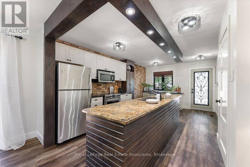 1464 Trowbridge Drive — photo 7 of 40