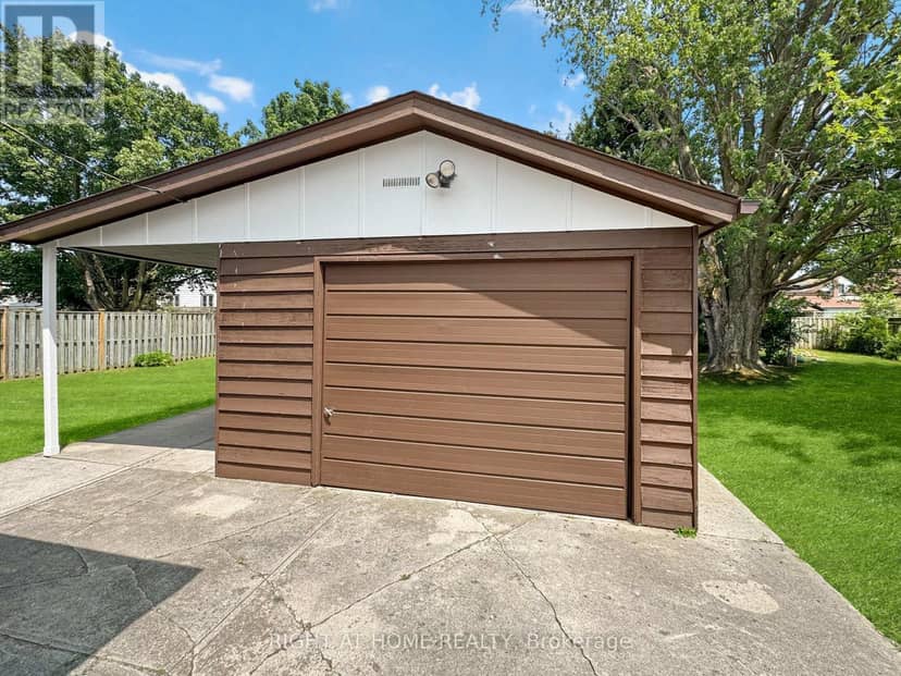 326 Avondale Road — photo 14 of 16