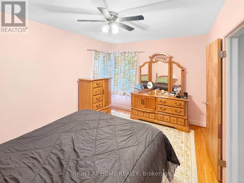 326 Avondale Road — photo 8 of 16