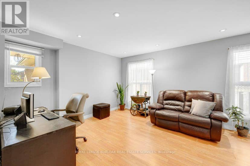 609 Roseheath Drive, Milton, photo 5