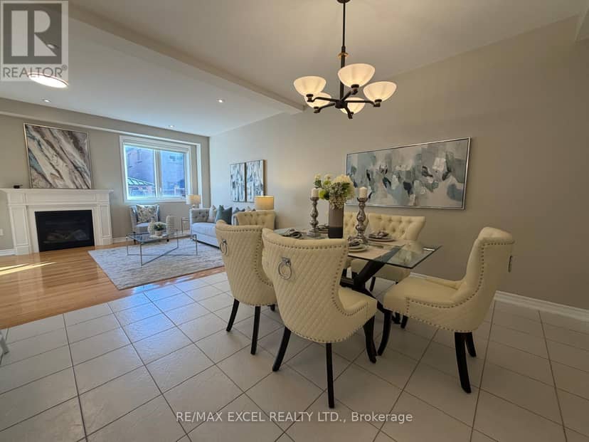 15 Zeng Cheng Drive, Markham, photo 3