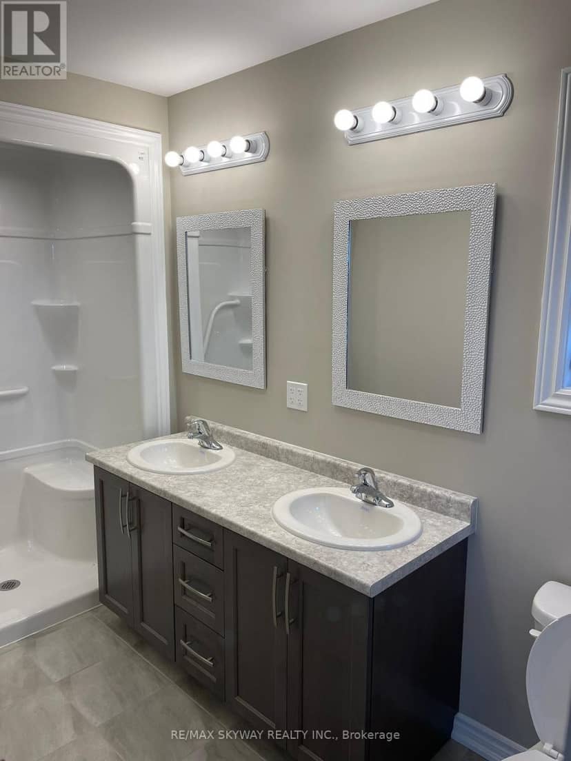 258 Wellandwale Drive — photo 12 of 13