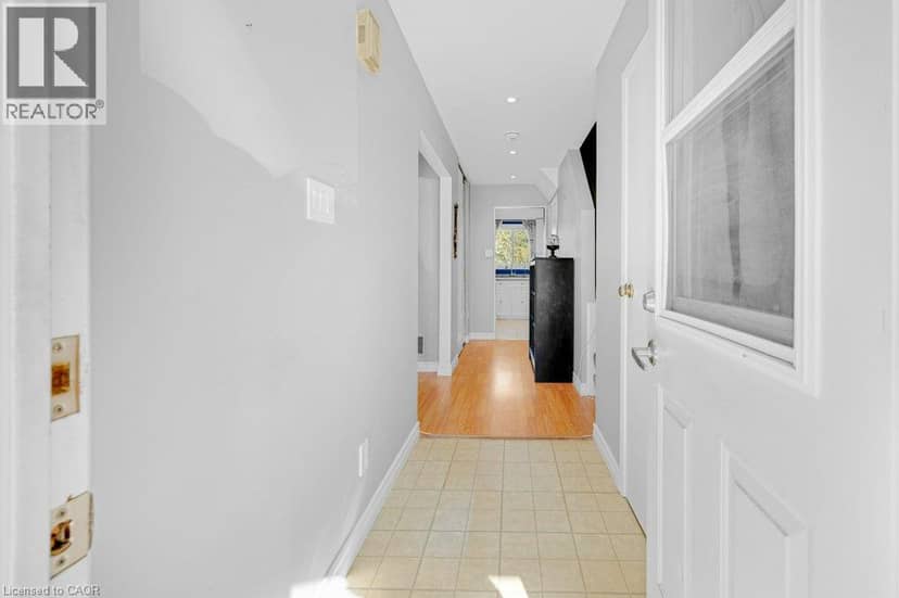 609 ROSEHEATH Drive, Milton, photo 4