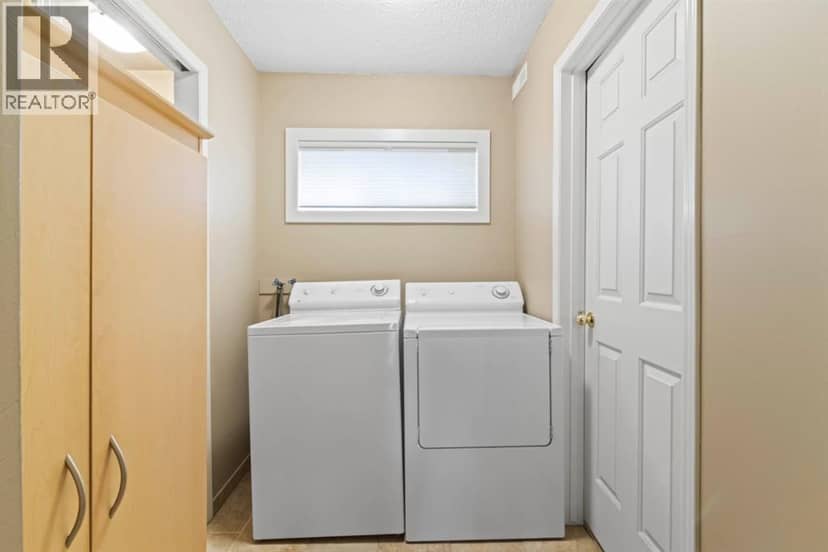 76 Coachway Gardens SW, Calgary, photo 5