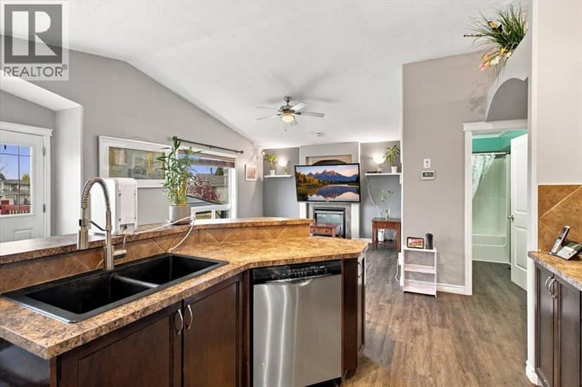 185 Pinnacle Drive — photo 12 of 40