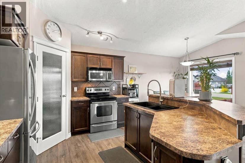 185 Pinnacle Drive — photo 13 of 40