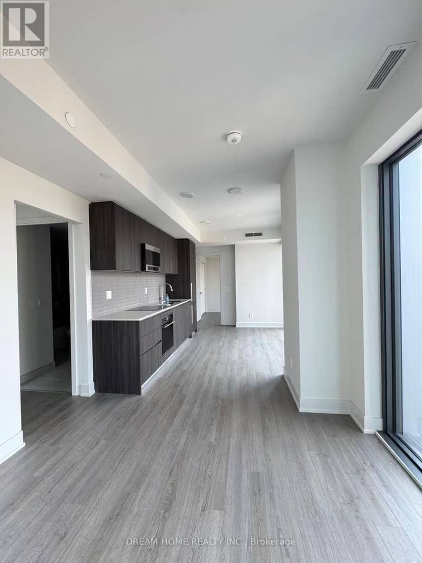 2002 - 8 Cumberland Street, Toronto, photo 4