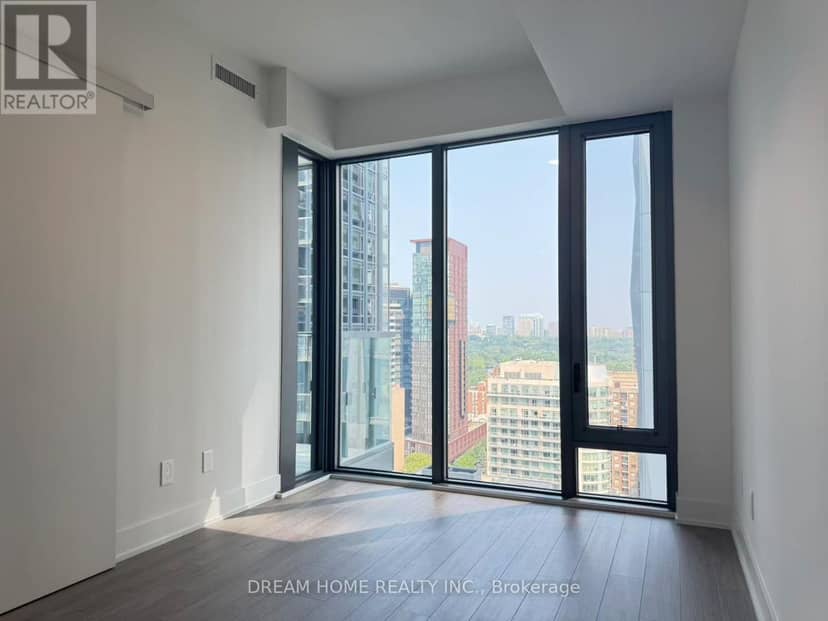 2002 - 8 Cumberland Street, Toronto, photo 7