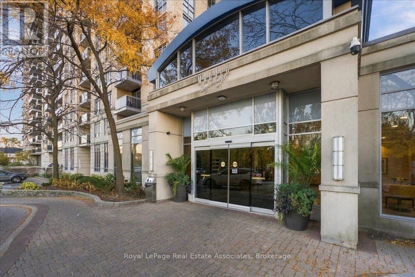 1322 - 18 Mondeo Drive, Toronto, photo 4