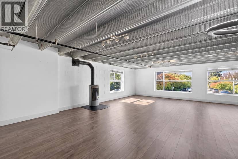 530 Vernon Drive, Vancouver, photo 8