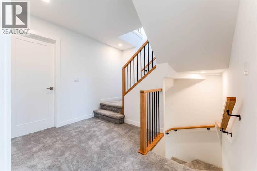 73 7 Street NE — photo 18 of 40