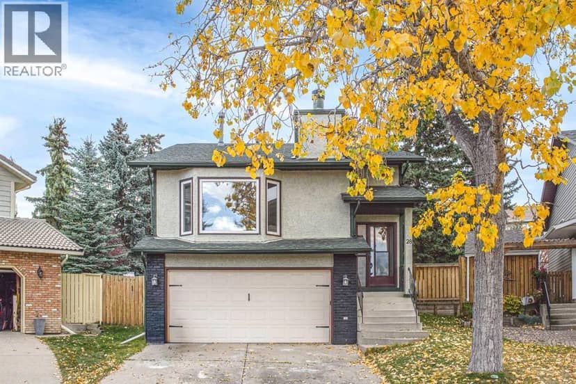28 Hawkcliff Place NW, Calgary