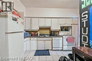139 BALSAM Avenue S, Hamilton, photo 3