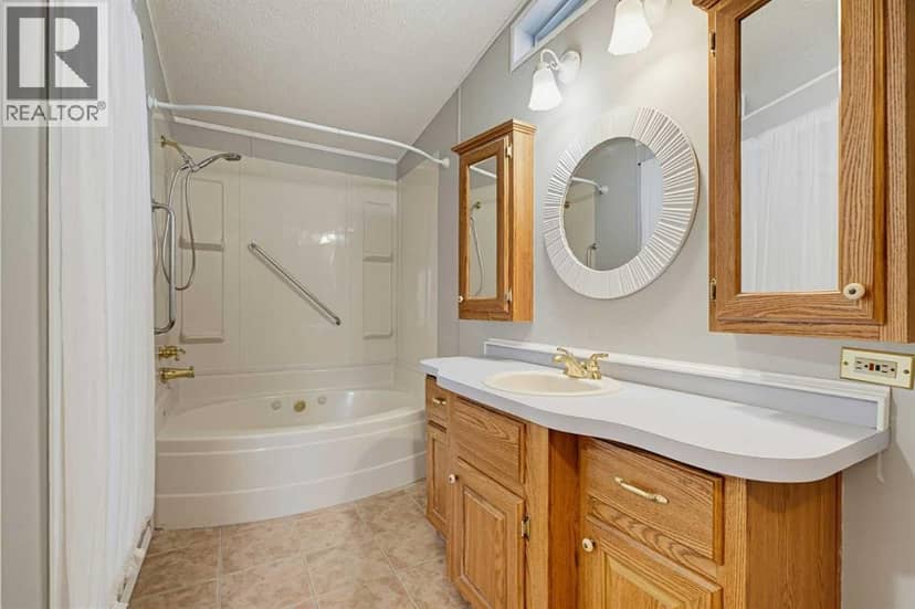 108, 37543 England Way — photo 23 of 34