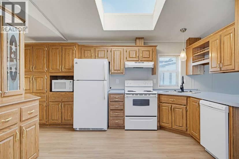 108, 37543 England Way — photo 17 of 34