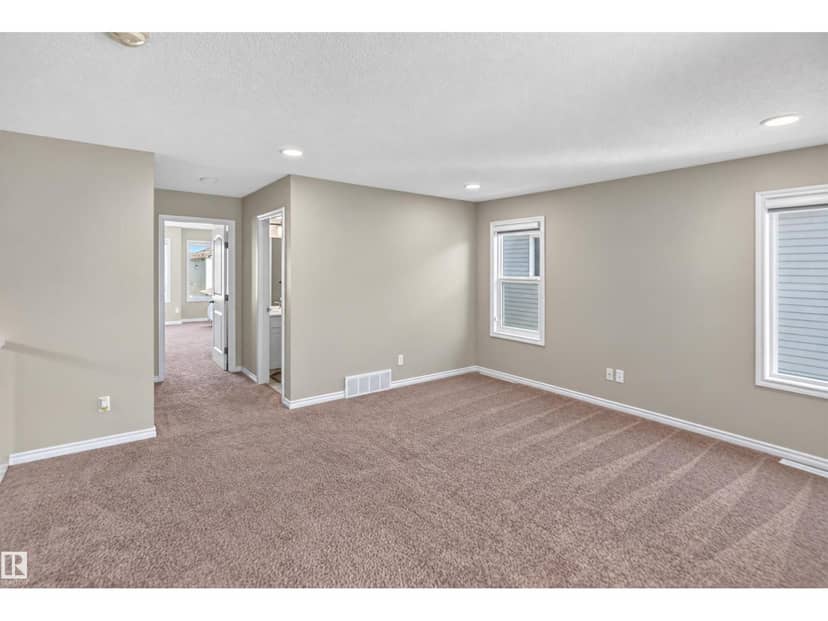 435 41 AV NW — photo 21 of 33