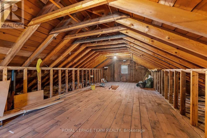 16 Royal Pines Road — photo 14 of 40