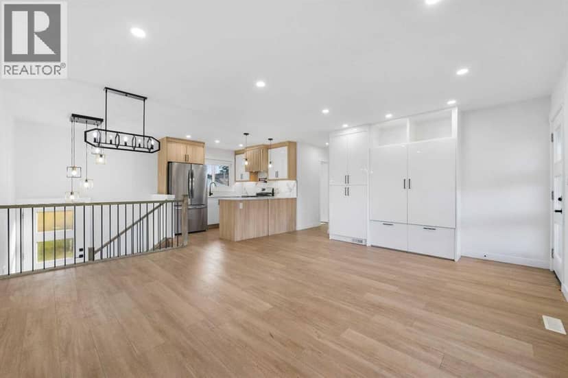 2415 22 Avenue SW, Calgary, photo 5
