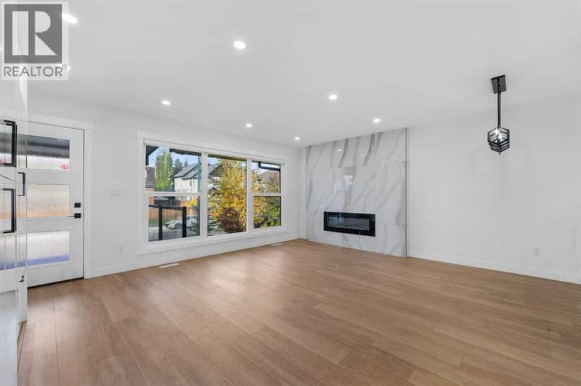2415 22 Avenue SW, Calgary, photo 8