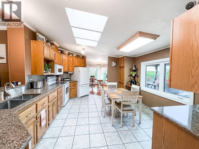 77132 Range Road 212, Rural Smoky River No. 130, M.D. of, photo 2