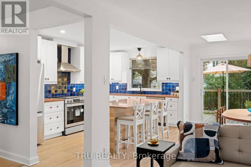 2110 Honeywell Avenue — photo 14 of 40