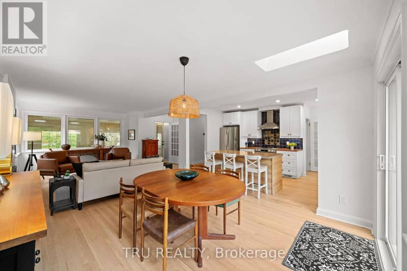 2110 Honeywell Avenue — photo 18 of 40