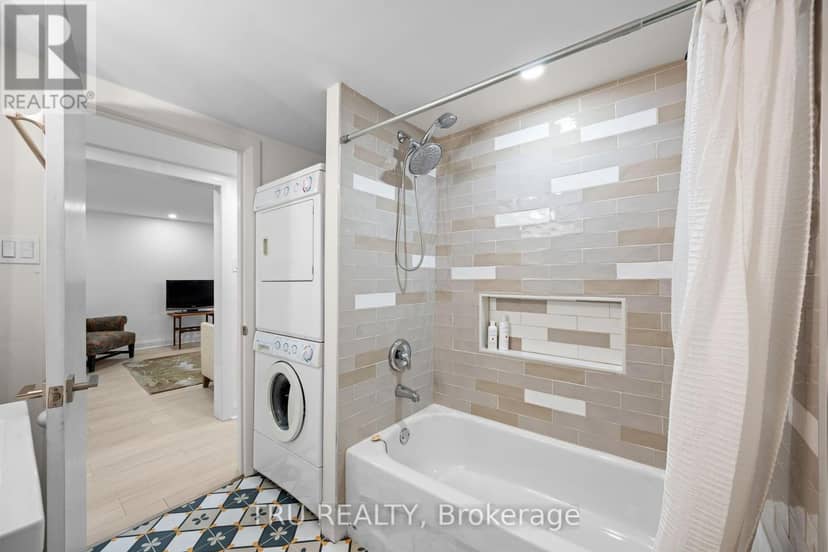 2110 Honeywell Avenue — photo 37 of 40