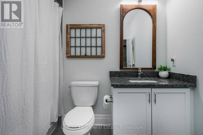 31 Emerson Mews — photo 25 of 40