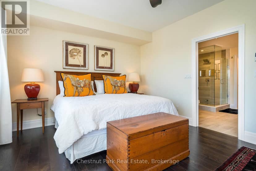 31 Emerson Mews — photo 21 of 40
