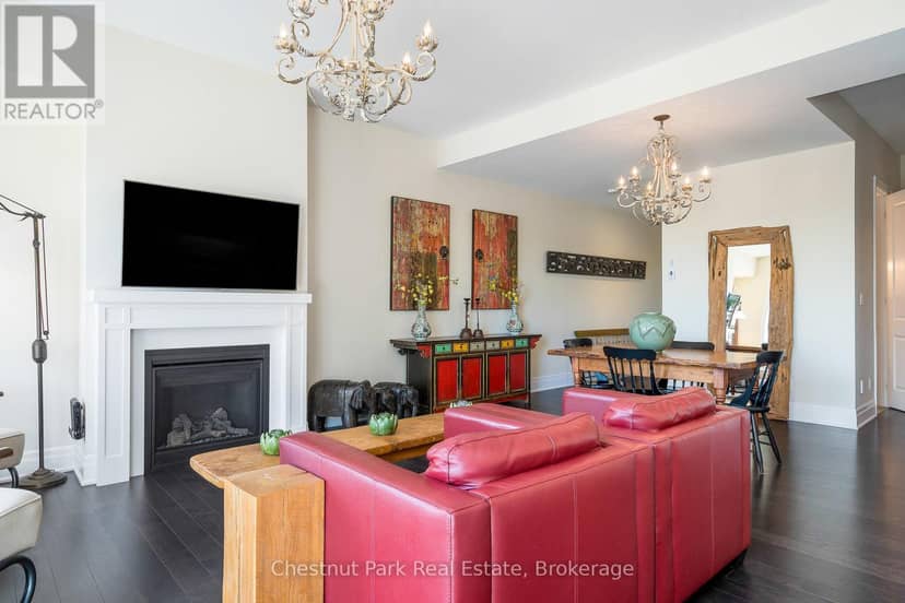 31 Emerson Mews — photo 7 of 40