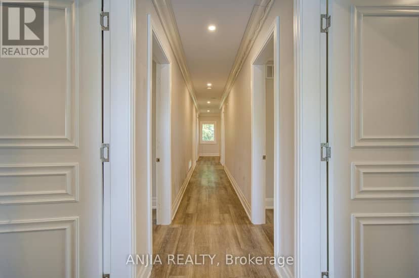 2652 Victoria Park Avenue — photo 25 of 40