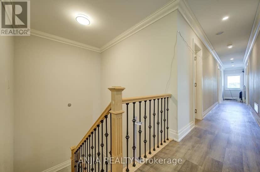 2652 Victoria Park Avenue — photo 26 of 40