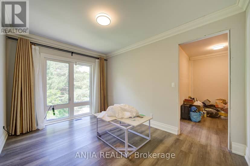 2652 Victoria Park Avenue — photo 33 of 40