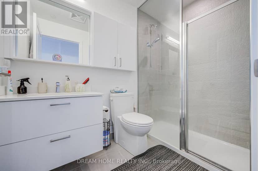 3407 - 30 Upper Mall Way — photo 15 of 30