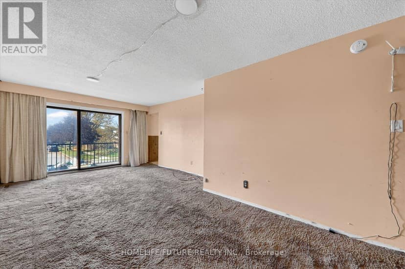 7 Winterfold Drive — photo 14 of 40