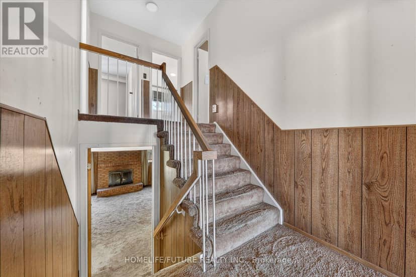 7 Winterfold Drive — photo 21 of 40