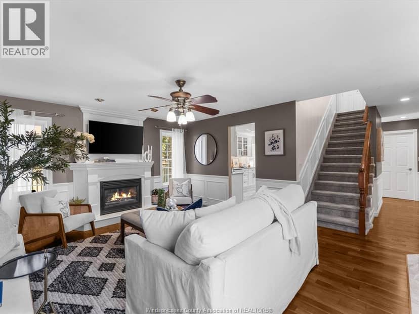4180 Marlo Court, Windsor, photo 5