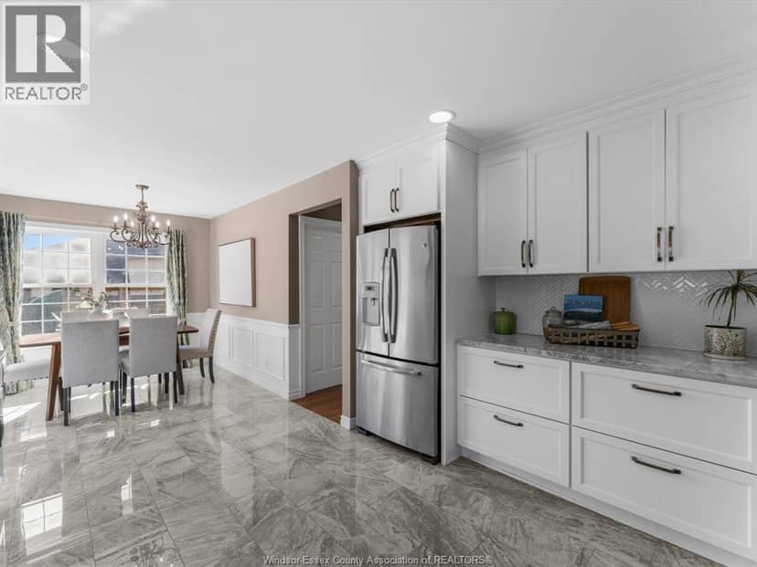 4180 Marlo Court, Windsor, photo 8