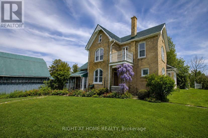 402 Lambton Street E, West Grey