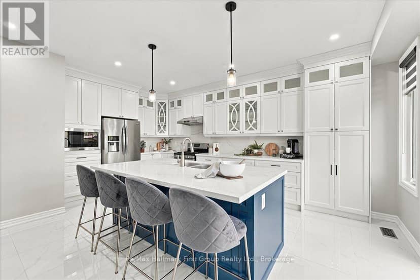 9 Tampsett Avenue — photo 14 of 36