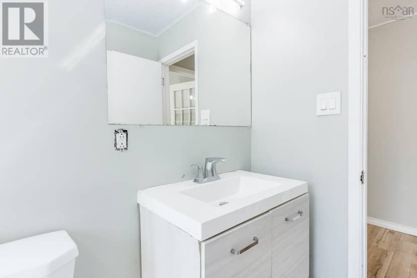 2 Minas Street — photo 20 of 38