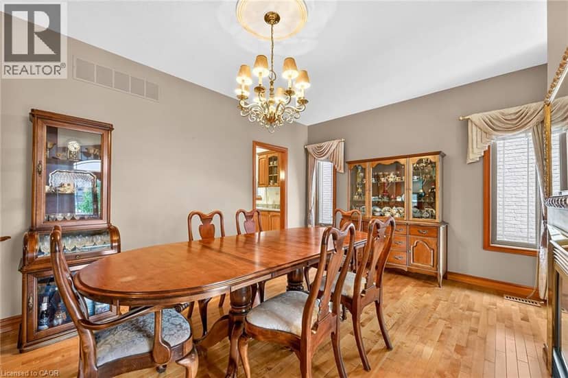 219 JACQUELINE Boulevard — photo 14 of 40