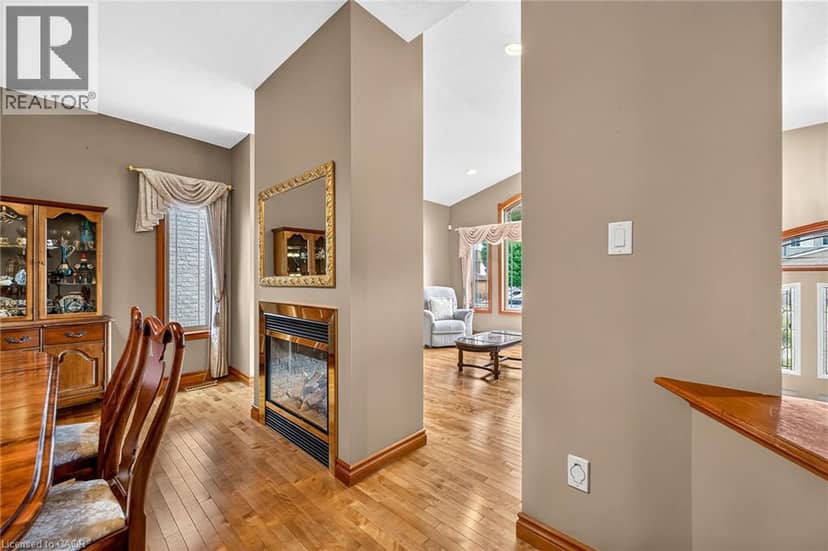 219 JACQUELINE Boulevard — photo 11 of 40