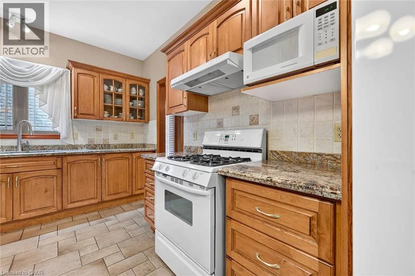 219 JACQUELINE Boulevard — photo 20 of 40