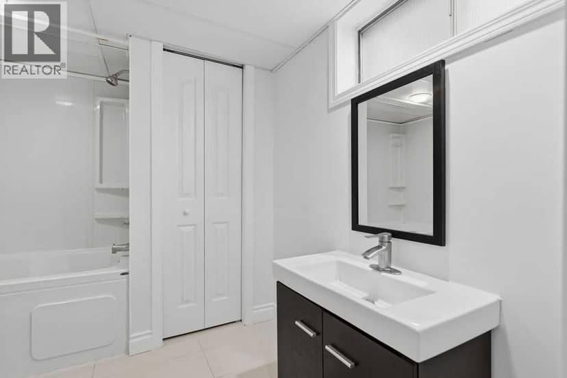 148 Cantrell Drive SW — photo 20 of 35