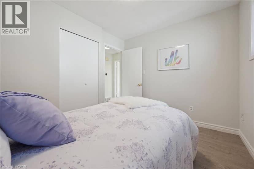 259 THORNCREST Drive — photo 15 of 40